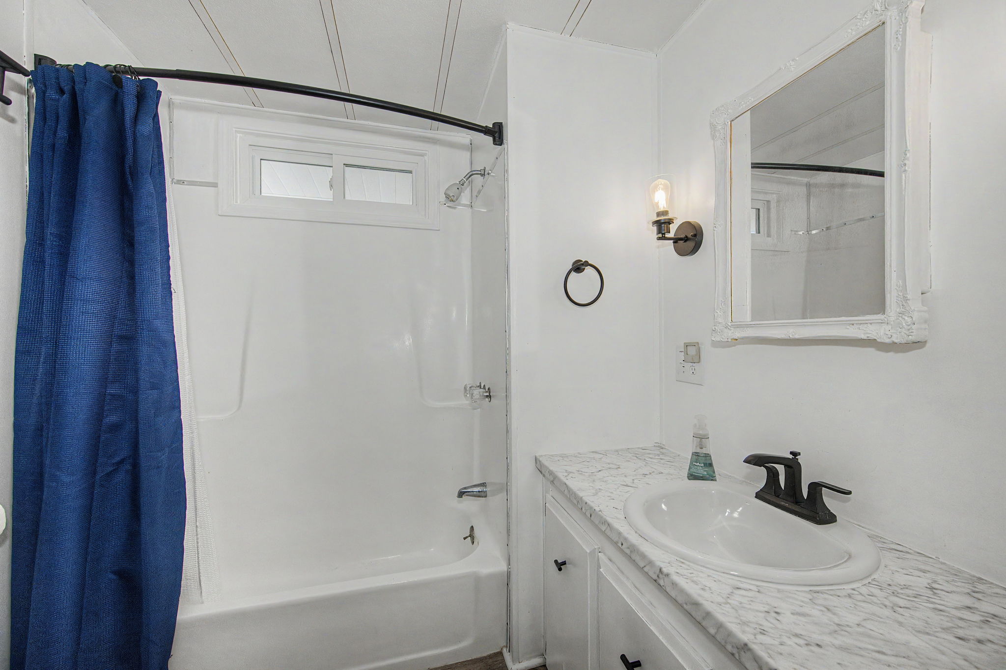 Bathroom 2a