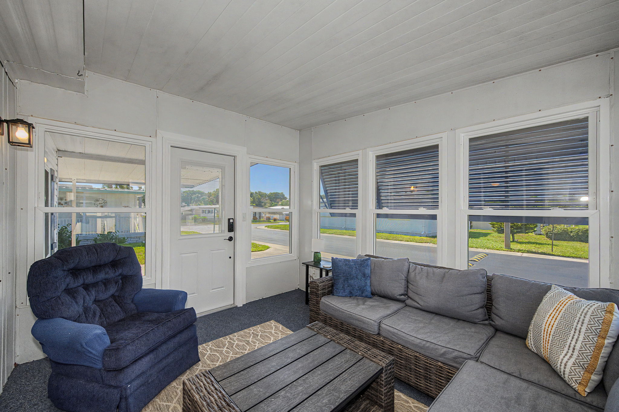 Sun Room 2-e