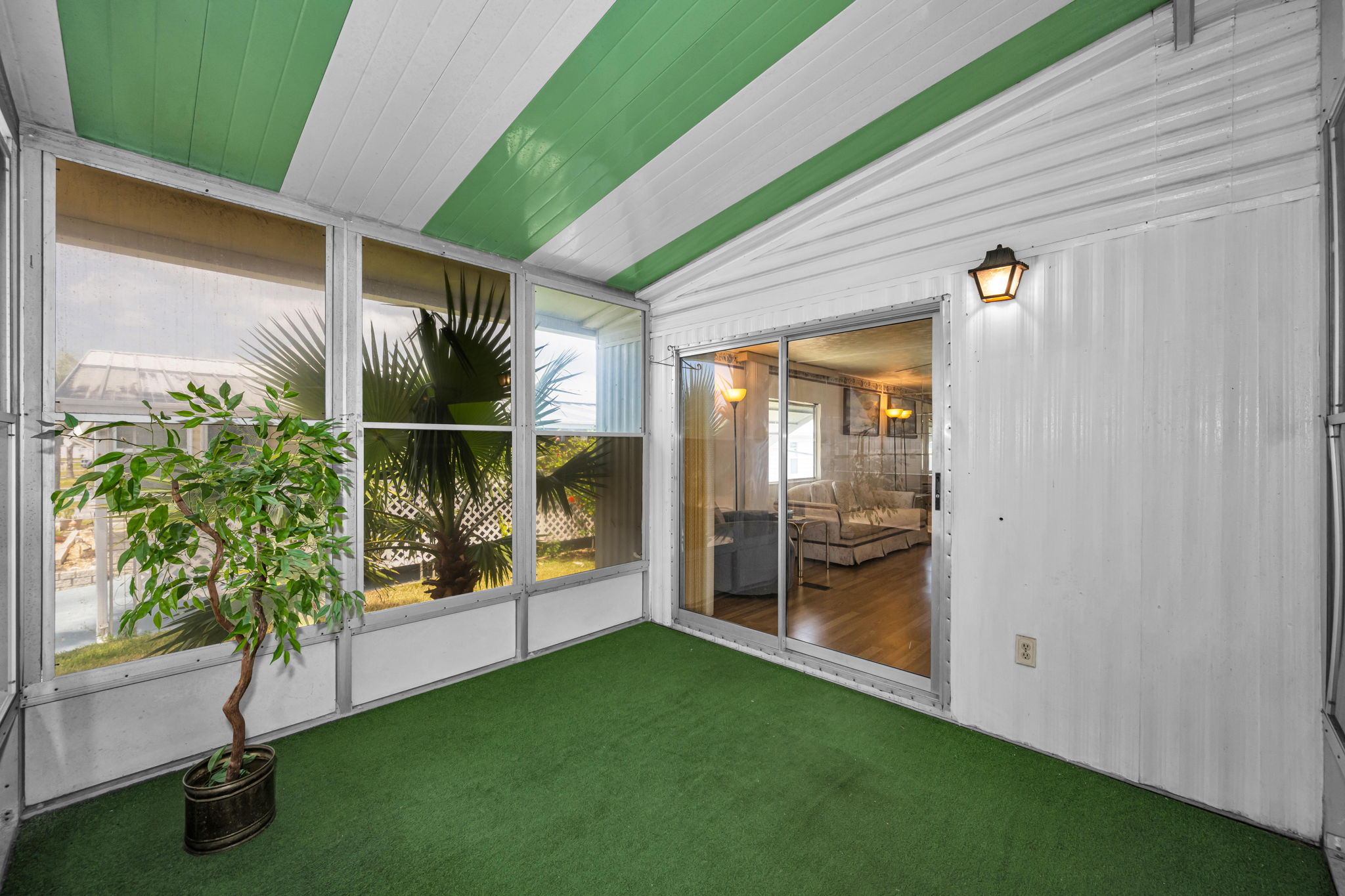 Sun Room 3