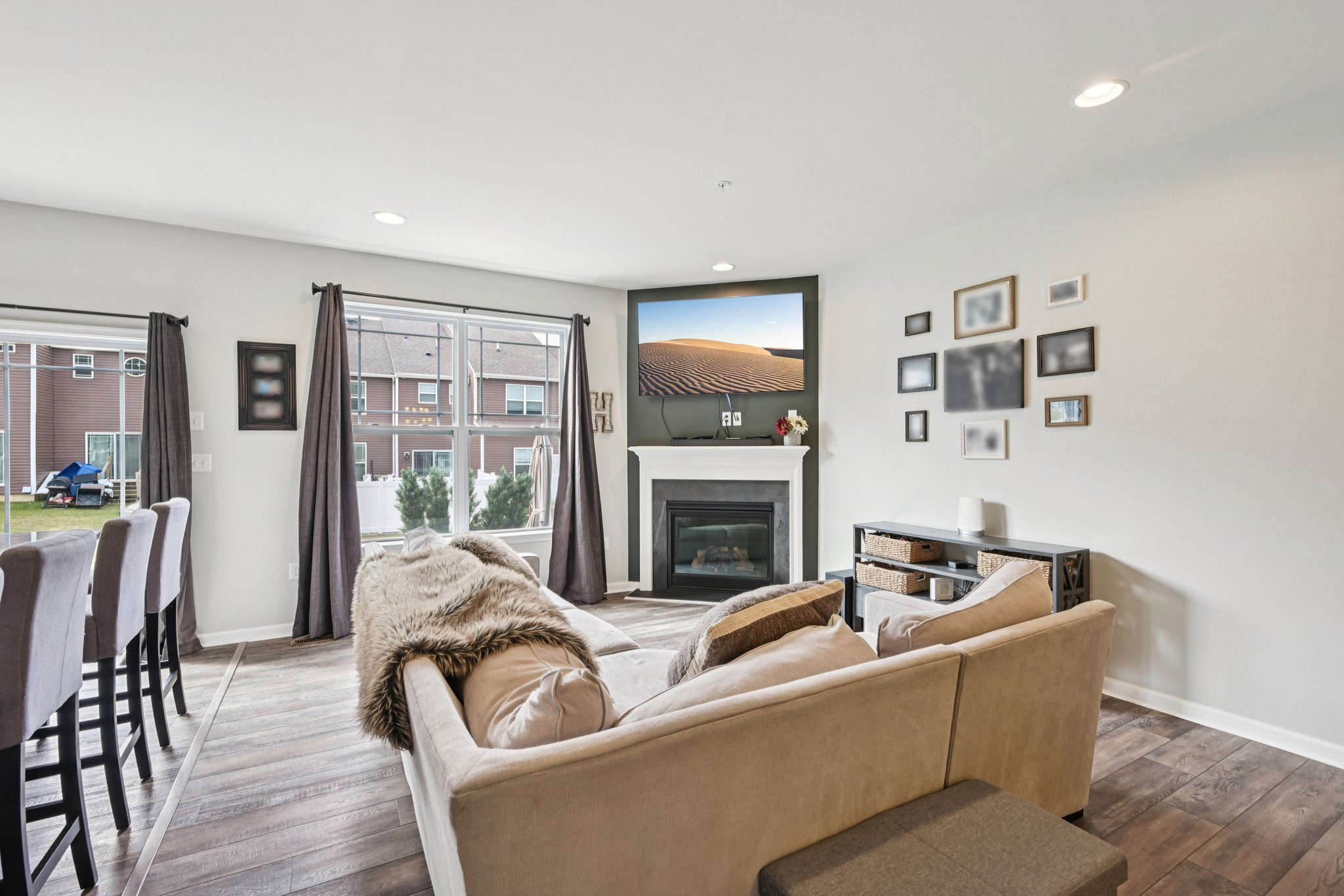 Mink Rd-S1103-006.jpg