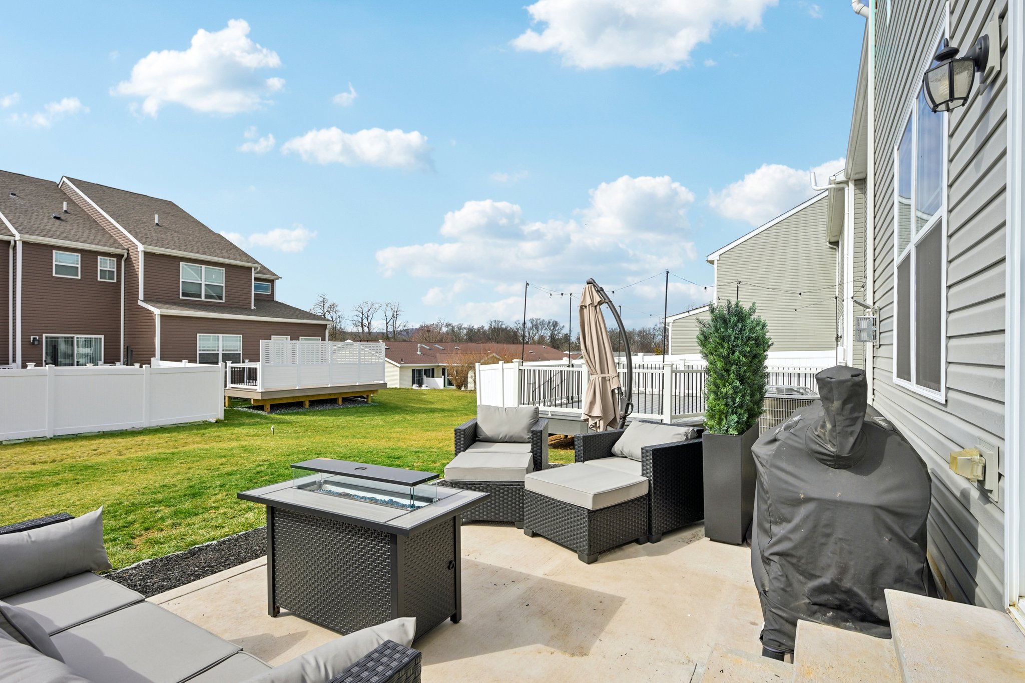 Mink Rd-S1103-044.jpg