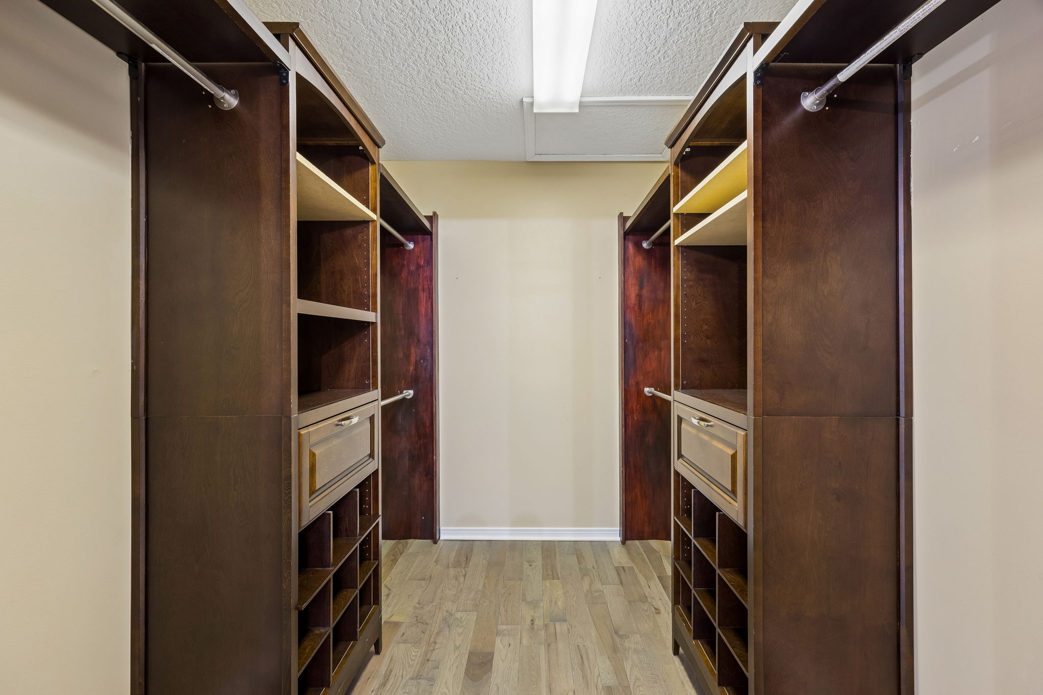 Primary Bedroom Closet