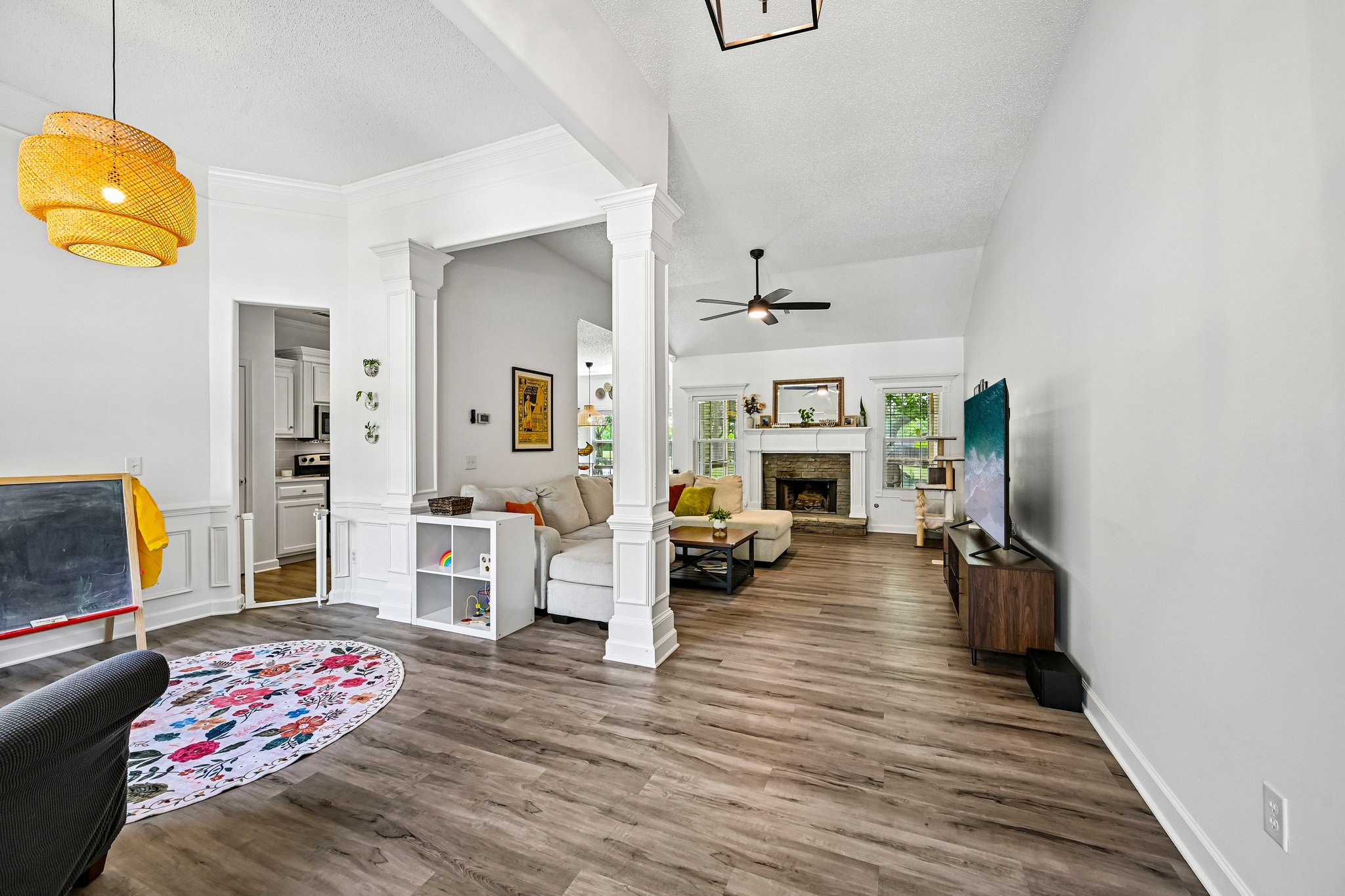 Laurel Oaks Ln-S1305-008.jpg