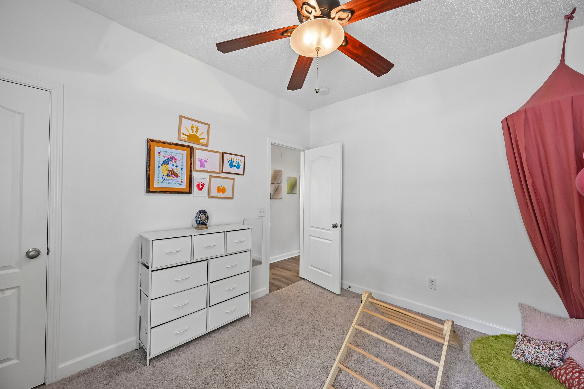 Laurel Oaks Ln-S1305-025.jpg