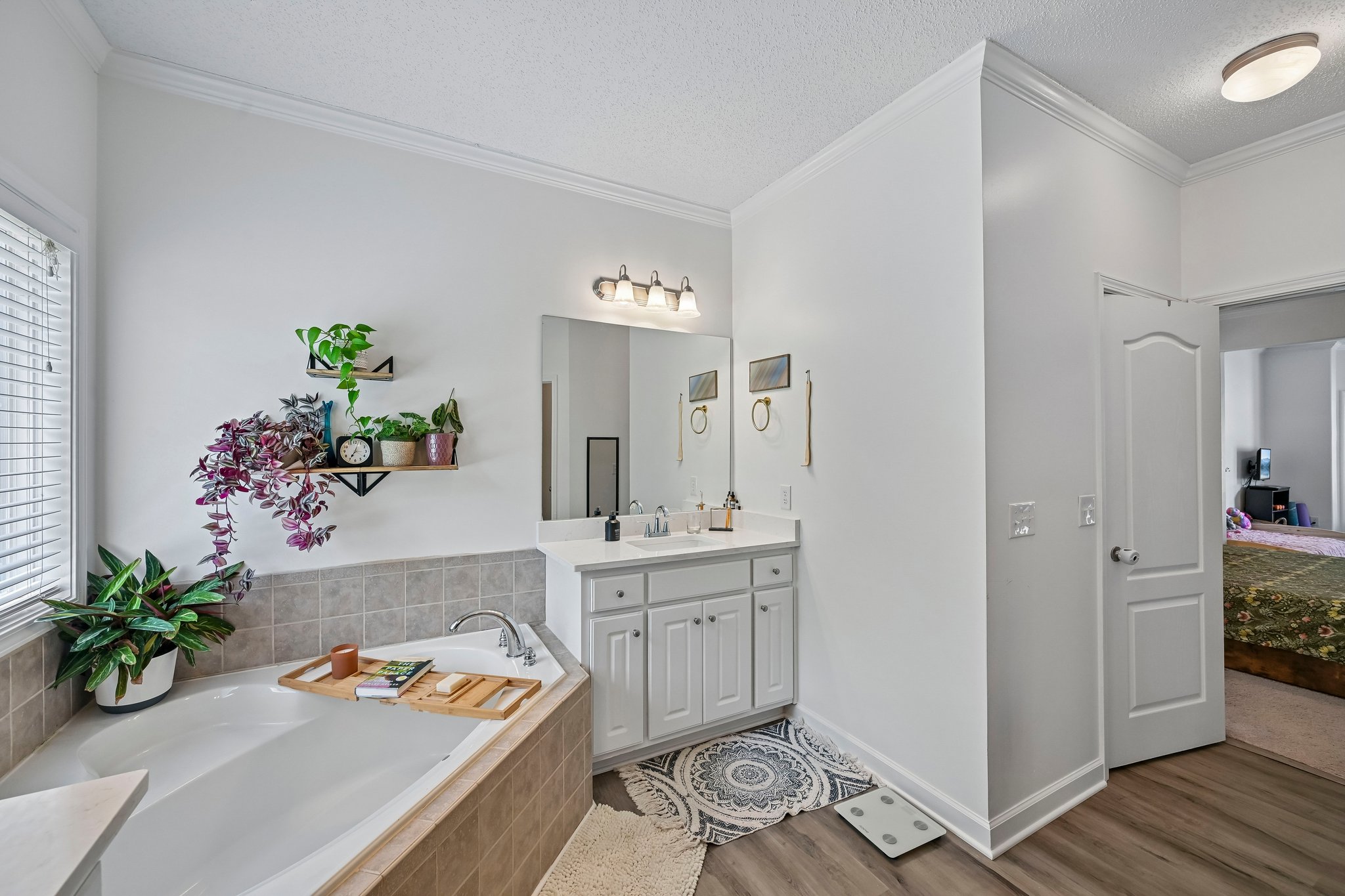 Laurel Oaks Ln-S1305-039.jpg