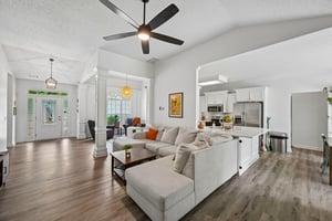 Laurel Oaks Ln-S1305-012.jpg