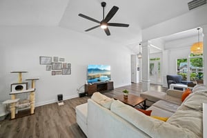 Laurel Oaks Ln-S1305-013.jpg