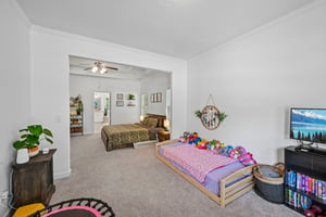 Laurel Oaks Ln-S1305-036.jpg