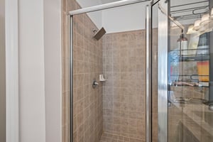 Laurel Oaks Ln-S1305-041.jpg