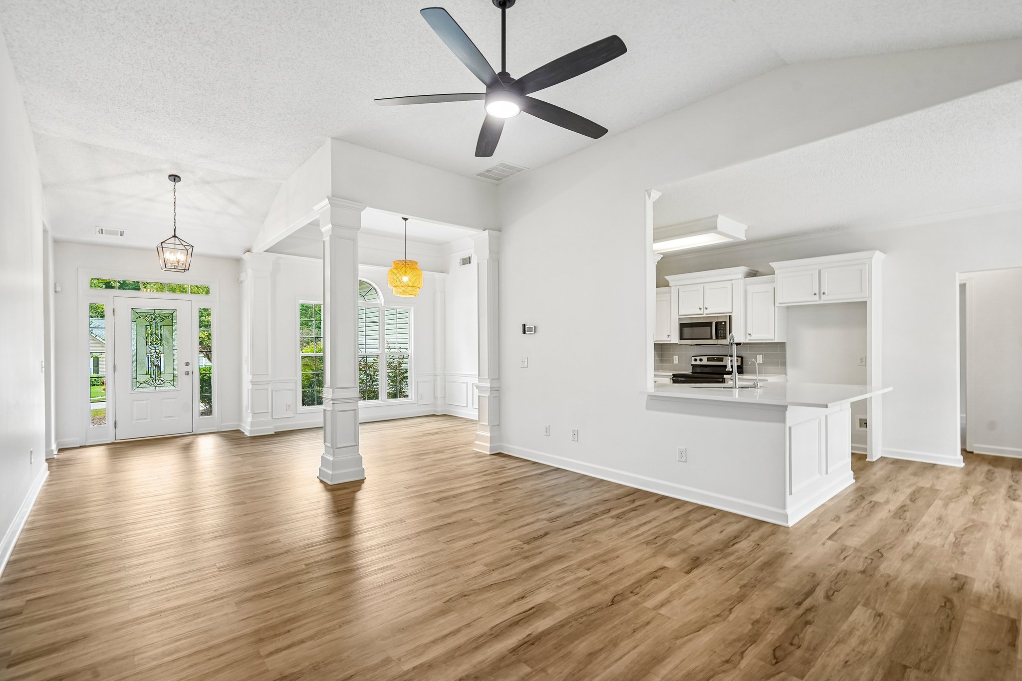 Laurel Oaks Ln-S1609-006.jpg