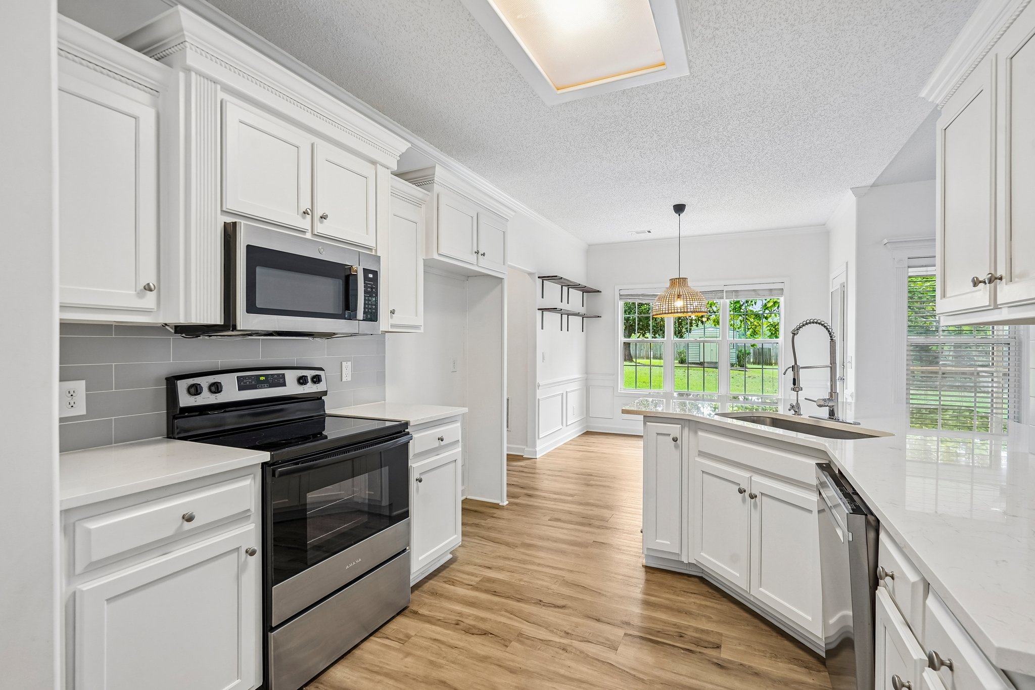Laurel Oaks Ln-S1609-012.jpg