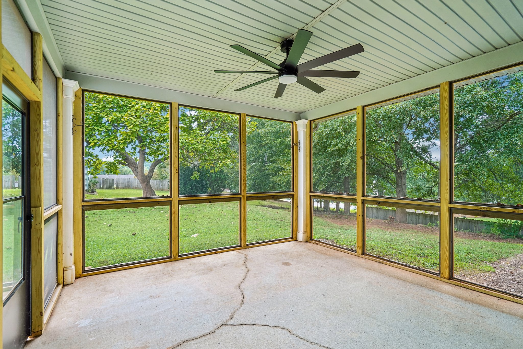 Laurel Oaks Ln-S1609-028.jpg