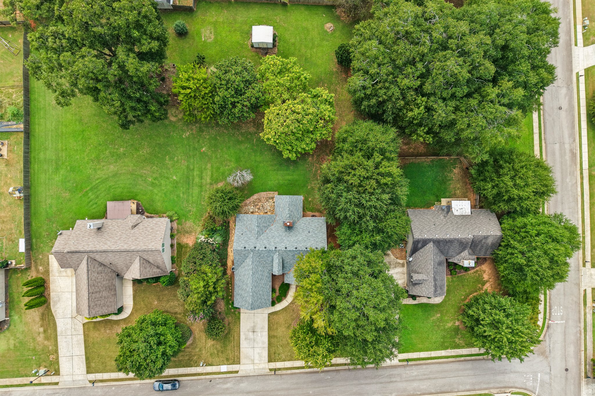 Laurel Oaks Ln-S1609-037.jpg