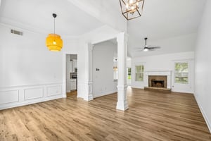 Laurel Oaks Ln-S1609-004.jpg