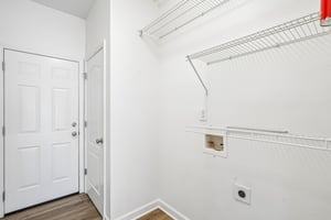 Laurel Oaks Ln-S1609-016.jpg