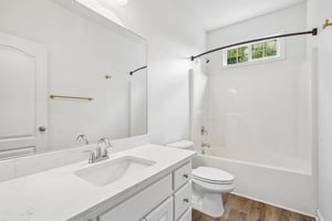 Laurel Oaks Ln-S1609-018.jpg