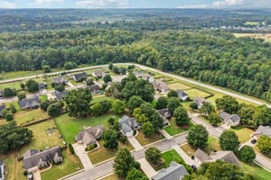 Laurel Oaks Ln-S1609-036.jpg