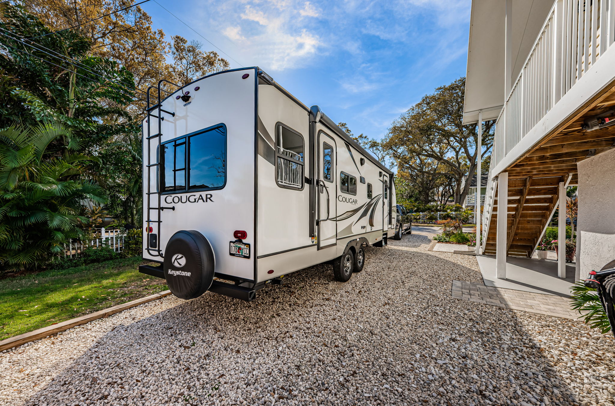 RV Storage Driveway1