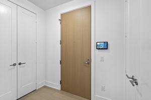  Photo 0