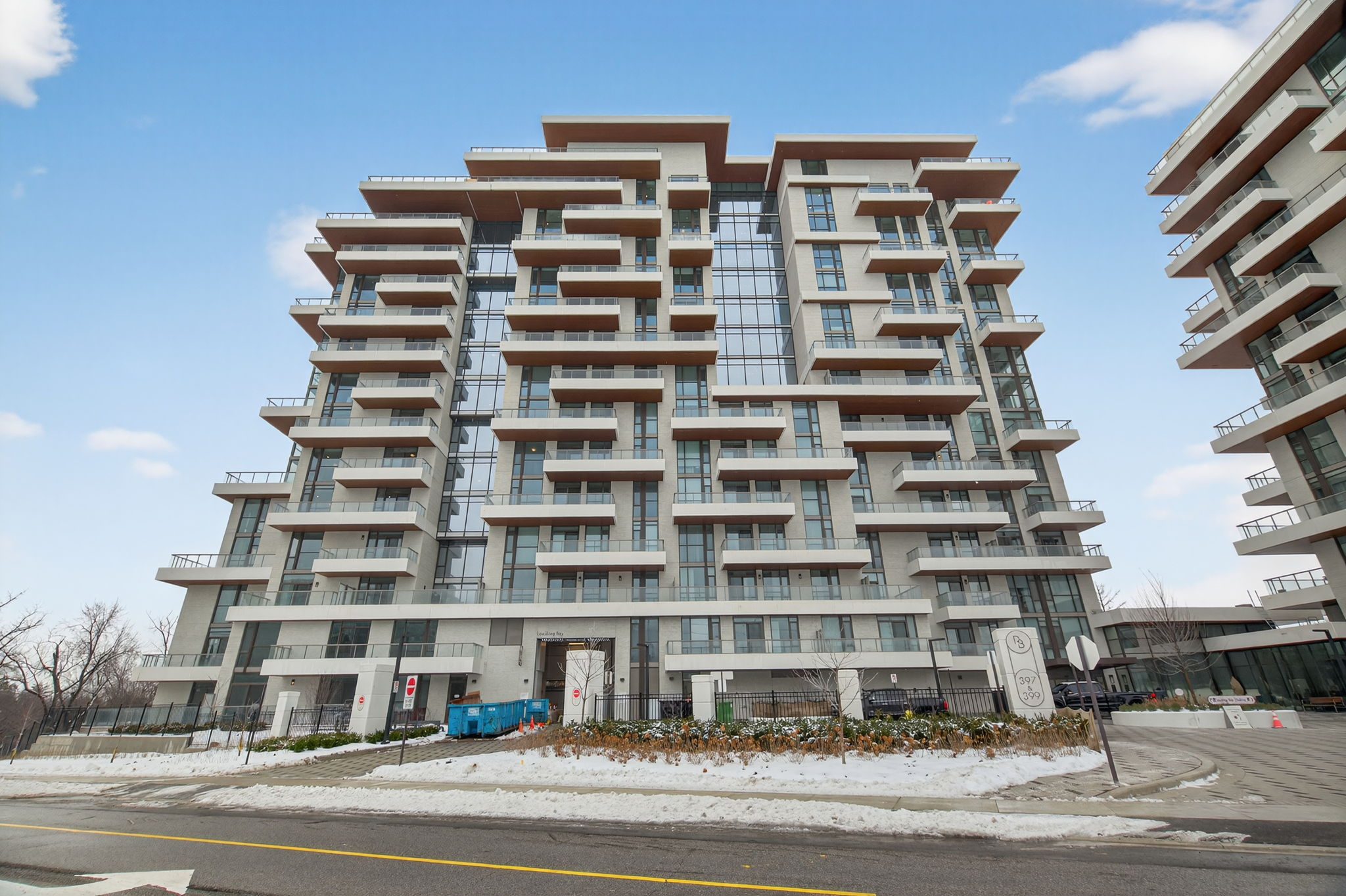 399 Royal Orchard Blvd LPH22, Markham ON