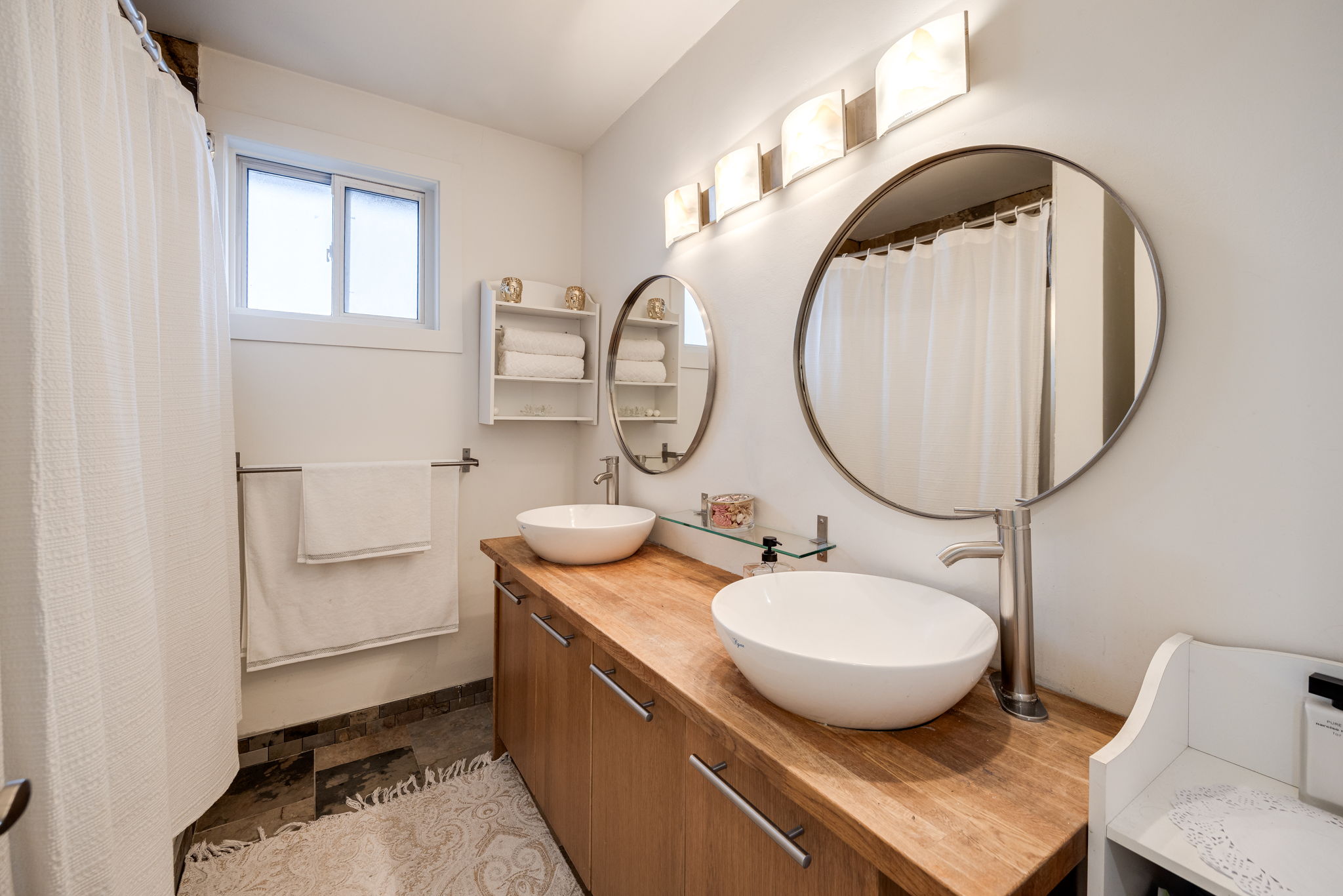 Newmarket property showcase — delivered property photograph 19