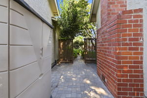  Photo 39