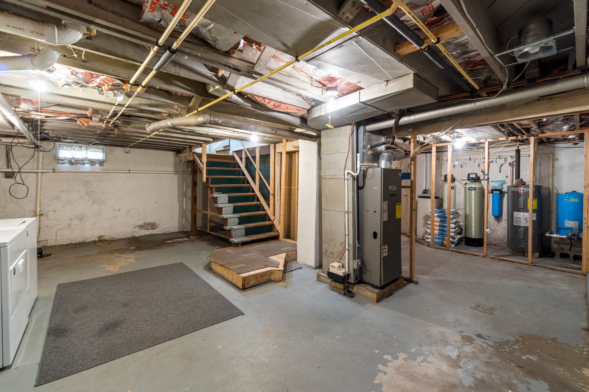 21. Basement.JPG