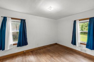 13. Main bedroom.JPG