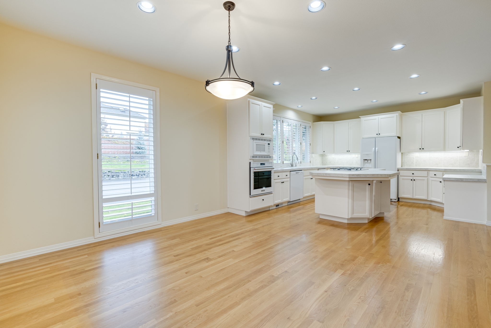 Dining Room/Kitchen