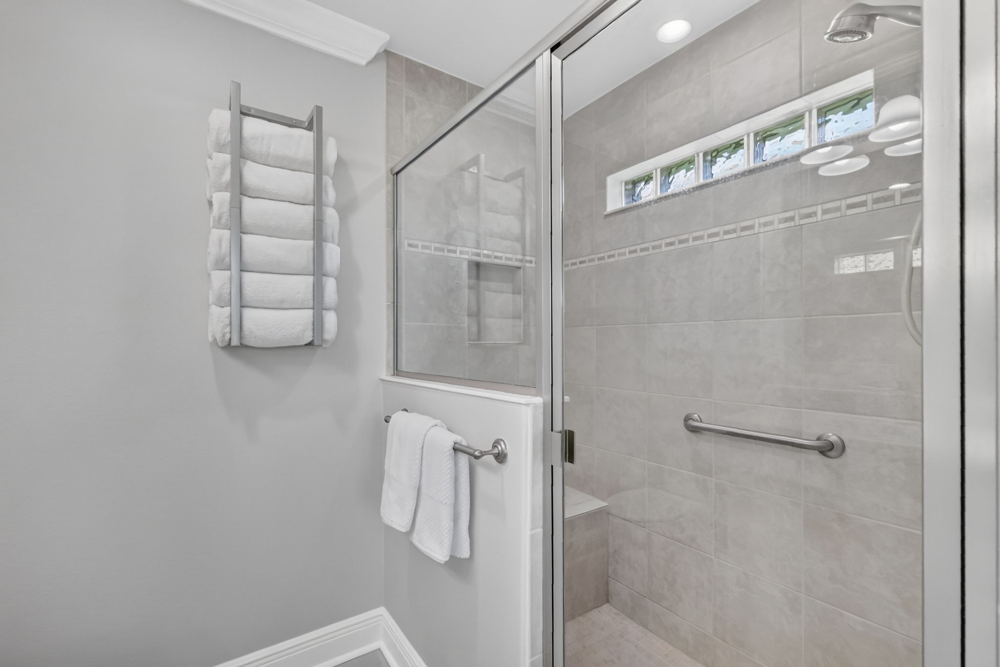 Second En-suite bathroom