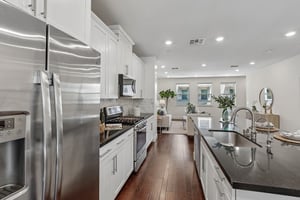 Scottfield St-S0506-014.jpg