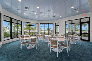 Lakehouse dining room