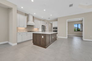 Breakfast Bar - Kitchen 2