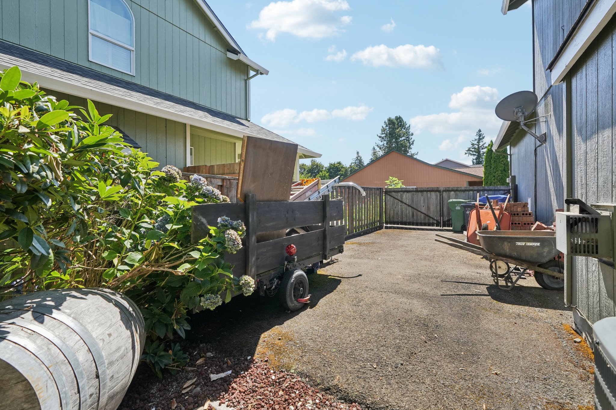 Mitchell Ct-S2108-036.jpg