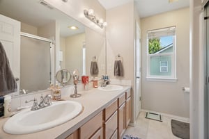 Mitchell Ct-S2108-032.jpg