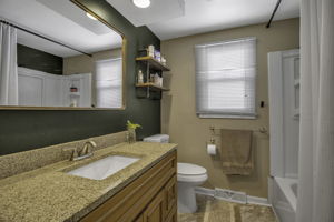  Photo 31