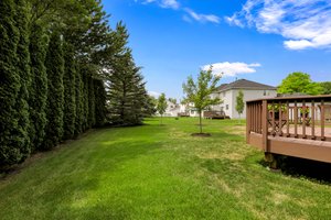 3995 Black Oaks Ln N, Plymouth, MN 55446, USA Photo 47