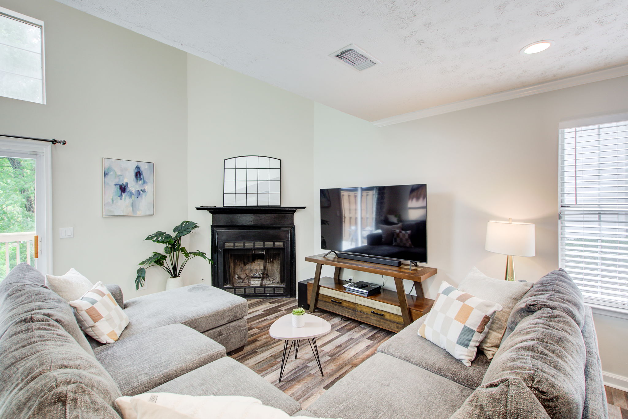 10 Living Room B