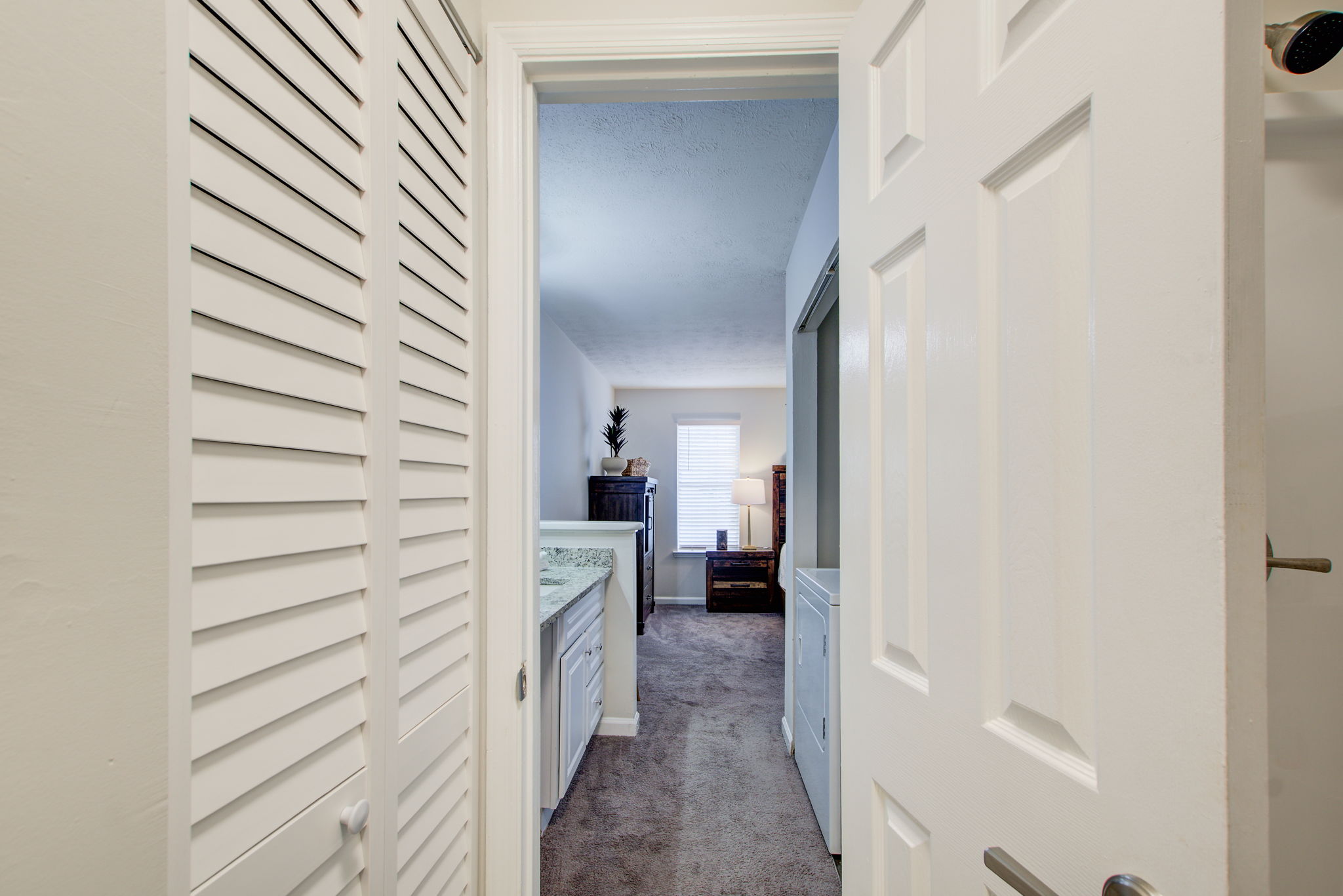 29 Main BR En Suite D