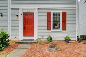 2 Ext Front Porch Entry Detail