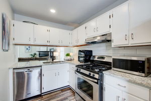 6 Kitchen B Detail