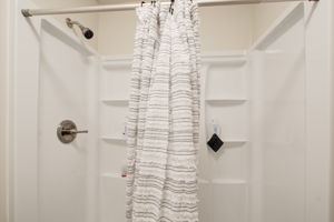 28 Main BR En Suite C