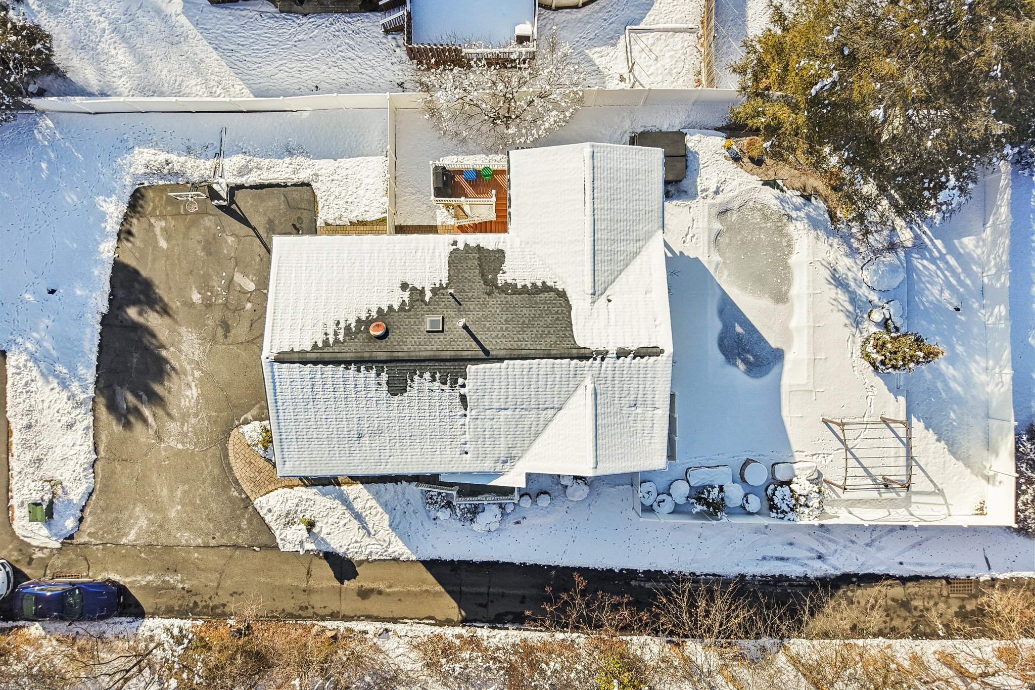 Austin Way-S2101-1-023.jpg