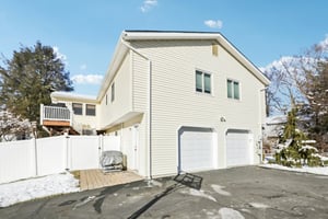 Austin Way-S2101-1-017.jpg