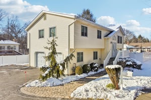 Austin Way-S2101-1-018.jpg