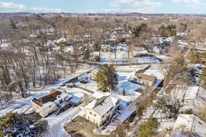 Austin Way-S2101-1-027.jpg