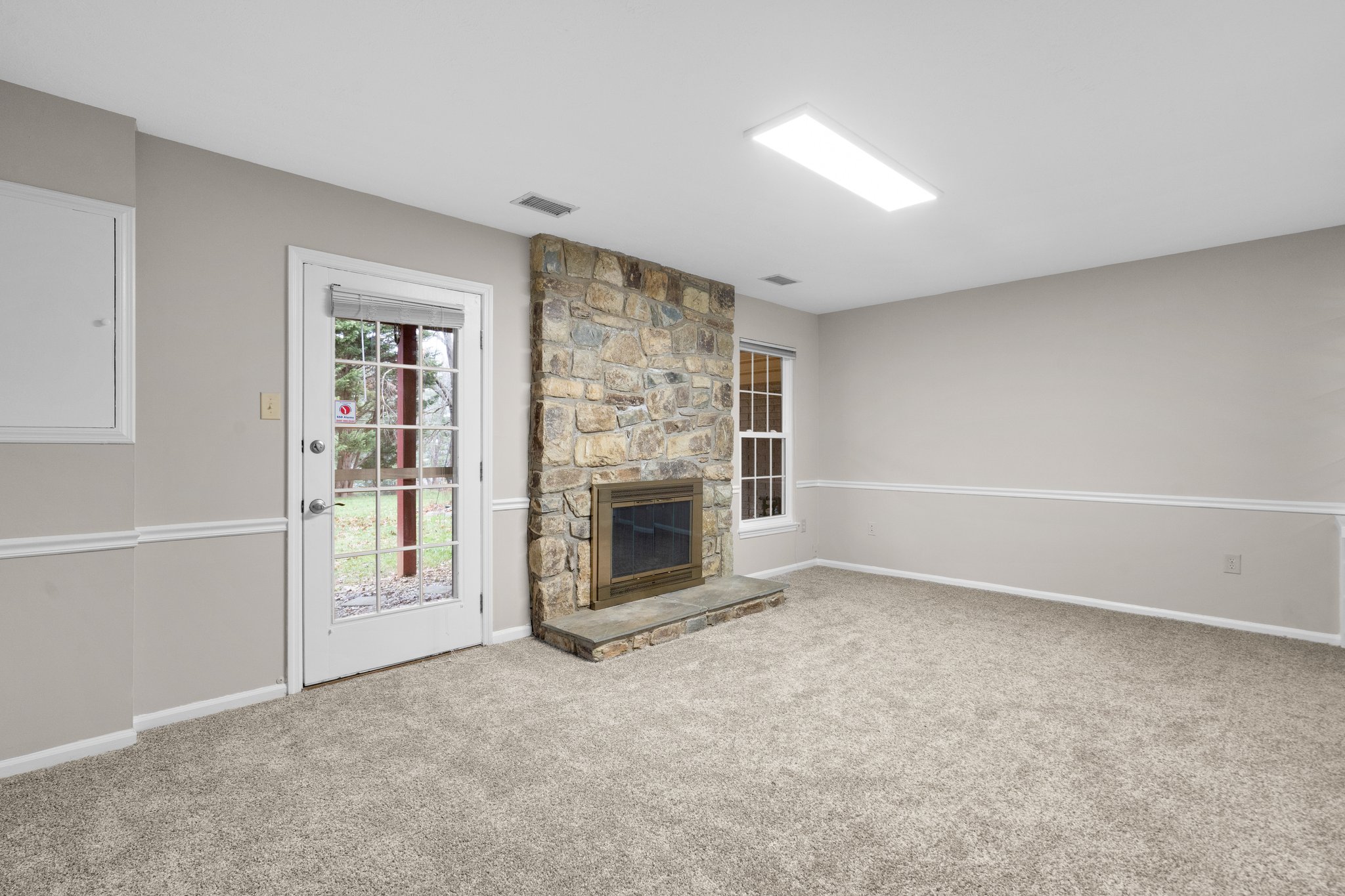 34. Beacon Hill Way.jpg