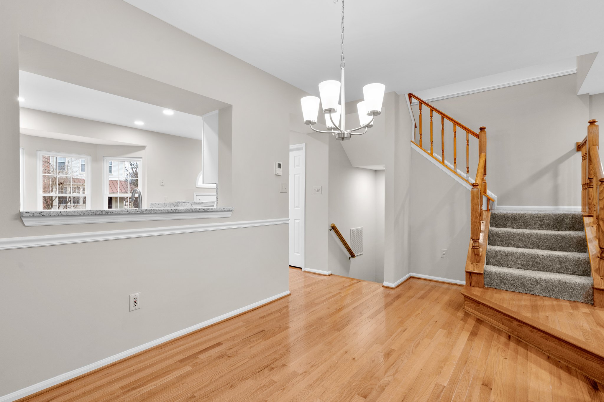 14. Beacon Hill Way.jpg