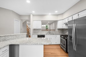 20. Beacon Hill Way.jpg