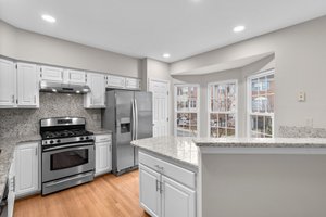 15. Beacon Hill Way.jpg